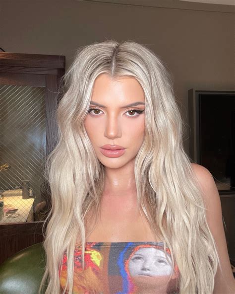 alissa violet age